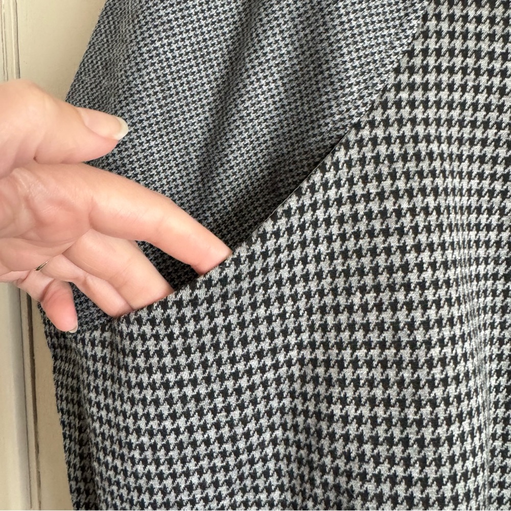 Doe & Rae Gray Houndstooth Mixed Plaid Quarter Zip Pullover Sweatshirt - Picture 6 of 7